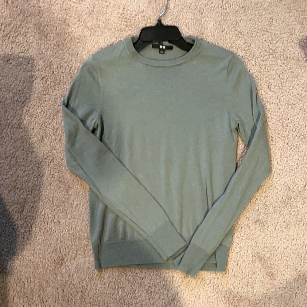 Lightweight crew neck  sweater